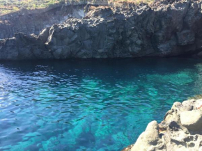 I dammusi zaffiro e ambra Pantelleria